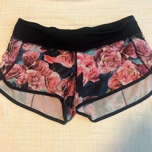 Floral Lululemon speed shorts